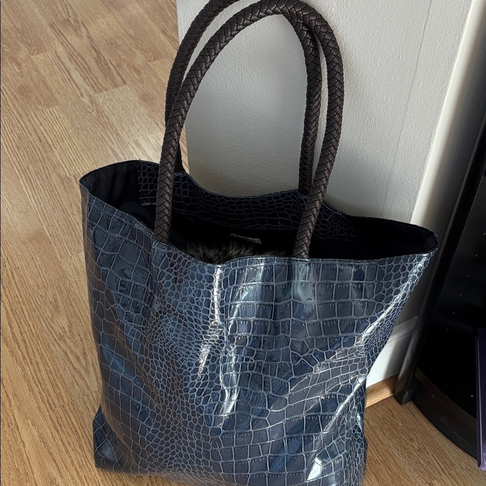 Neiman Marcus Navy Croc Embossed Tote - Picture 3 of 9